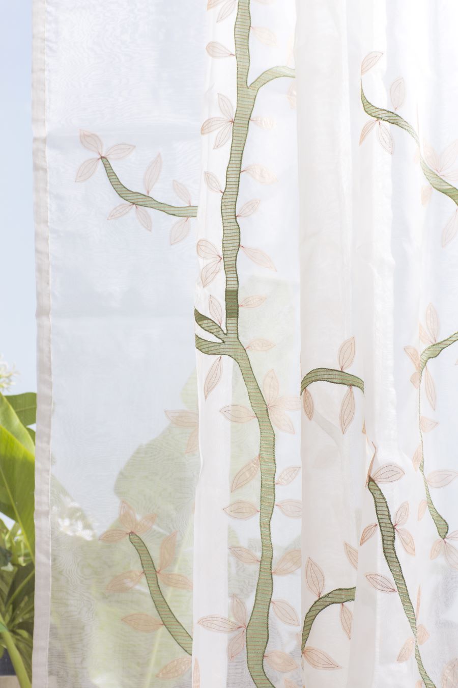 Verdant veins sheer curtain