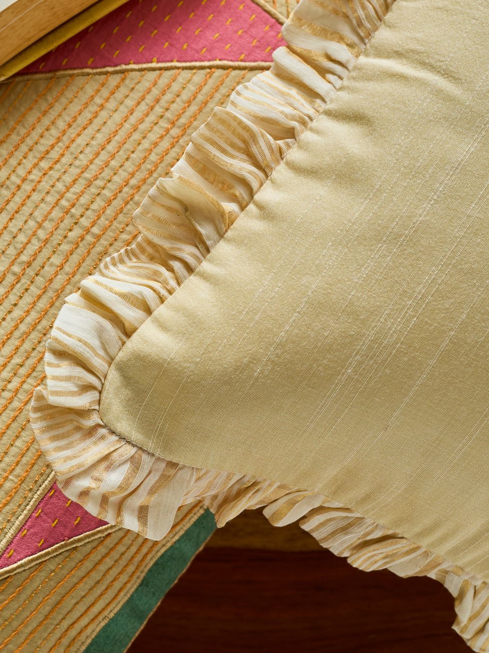 Lehriya Cushion Cover