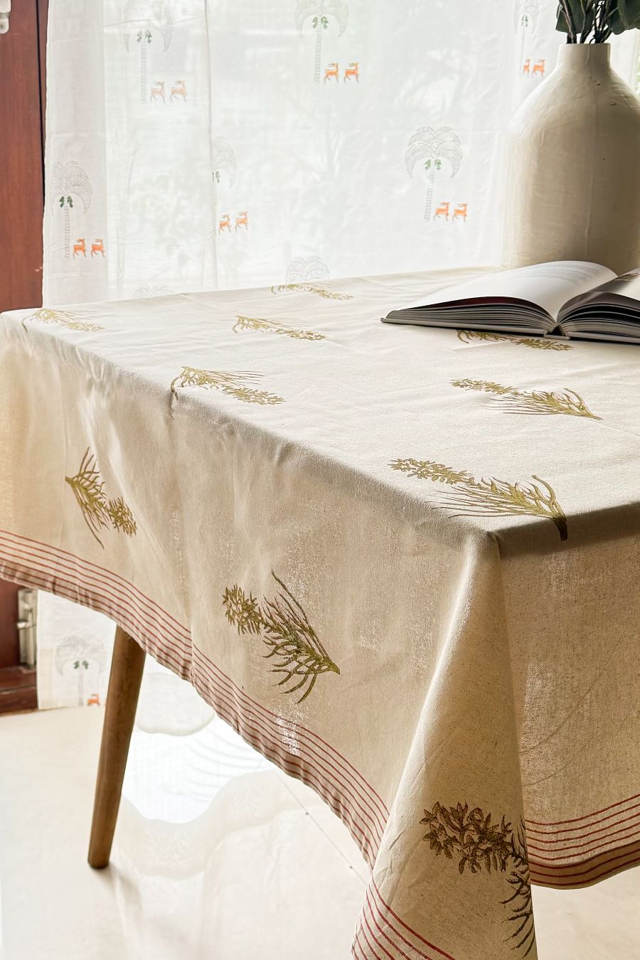 The Olive Leaf Table Cover