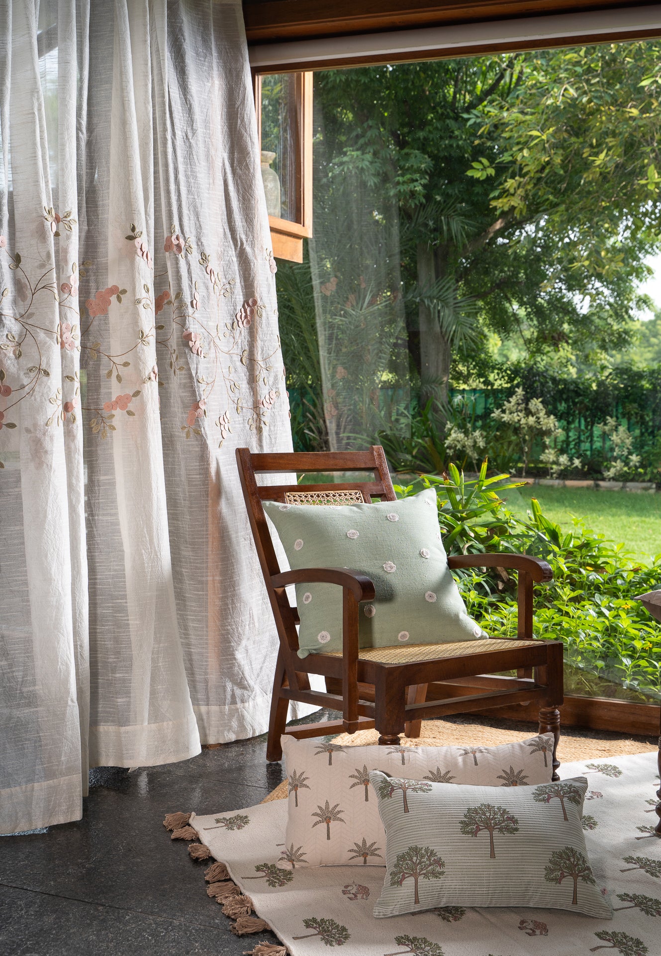 Block Tree Top Sheer Cushions