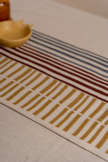 The candy striped table runner