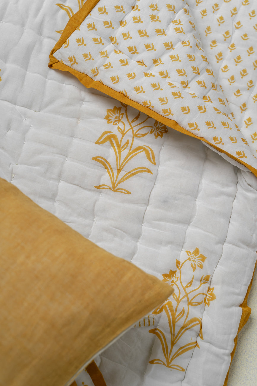 Yellow enigma butti quilt single bed