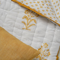 Yellow enigma butti quilt single bed (with 1 solid cushion cover)