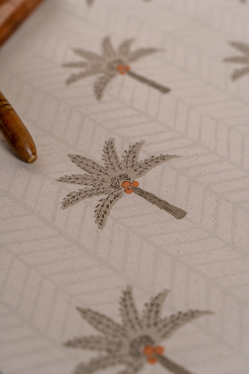 The calm palm table runner in grey