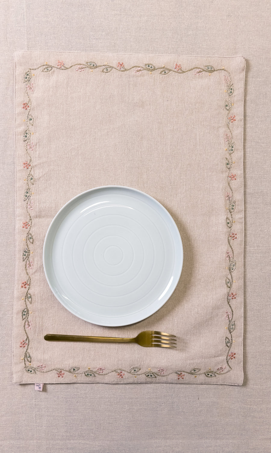 A Knotted Affair table mats(Set of 2)